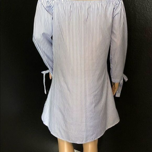 Highness Lightweight Dress - Picture 5 of 10